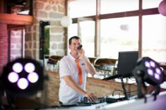 DJ na svatbu - moderování celého svatebního dne
