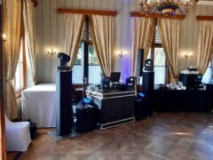 Chateau St. Havel - DJ na svatbu ve vnitřním salonku