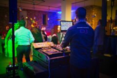 DJ na firemní akci - služby eventového DJ po celé České republice