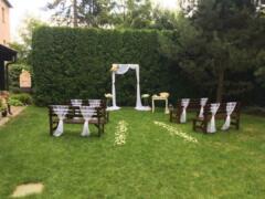 Dolce Villa - svatební obřad v zahradě